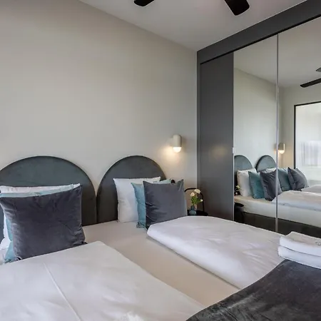 Concha Mit Blick Auf Den Hafen By Interhome