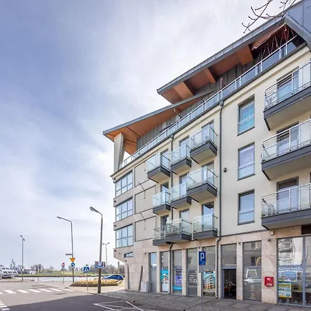 Concha Mit Blick Auf Den Hafen By Interhome Swinoujscie