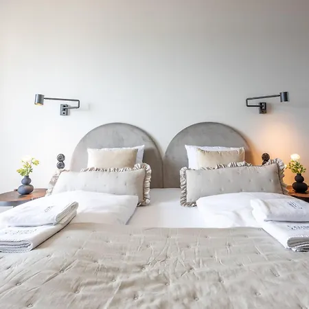 Concha Mit Blick Auf Den Hafen By Interhome Apartman