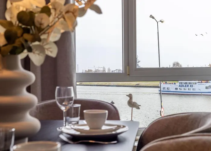 Concha Mit Blick Auf Den Hafen By Interhome Apartmán